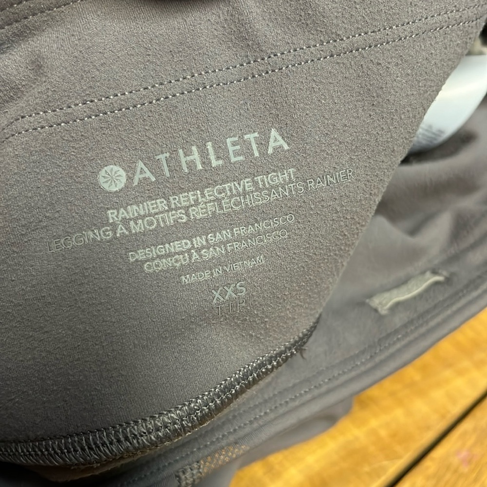 Athleta Rainer Reflective Tight Legging - Picture 5 of 11